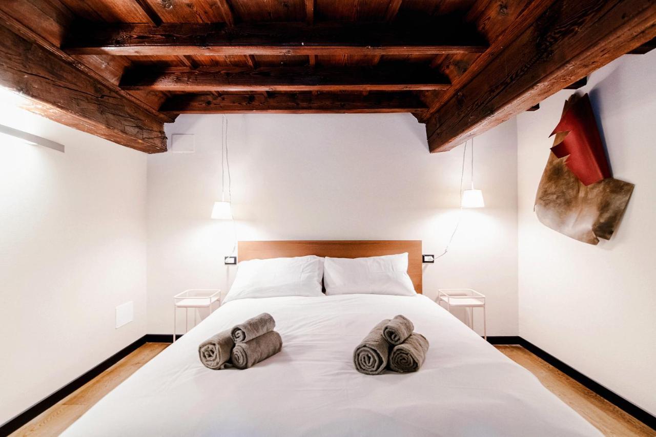 Apartamento Palazzo Del Pero - The House Of Travelers Como Exterior foto